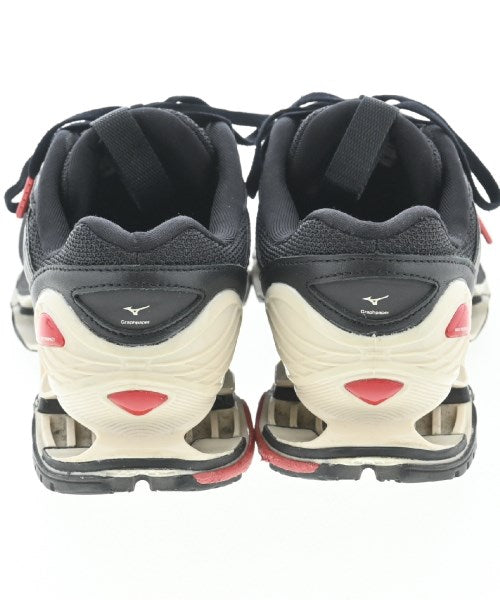 Graphpaper รองเท้าผ้าใบ