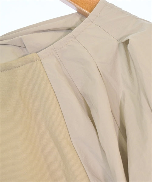 LEINWANDE เสื้อยืด/เสื้อท็อปส์