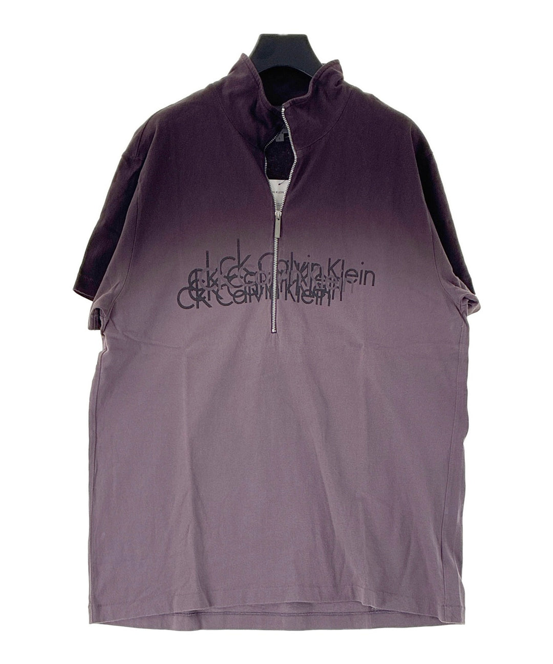 CALVIN KLEIN เสื้อยืด/เสื้อท็อปส์