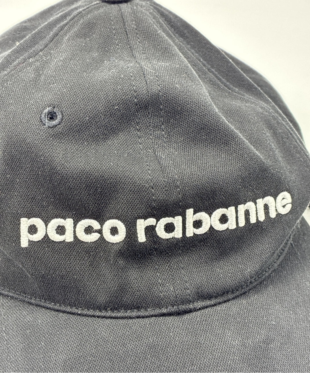 Paco Rabanne หมวกแก๊ป