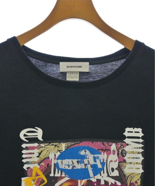 bodysong. เสื้อยืด/เสื้อท็อปส์