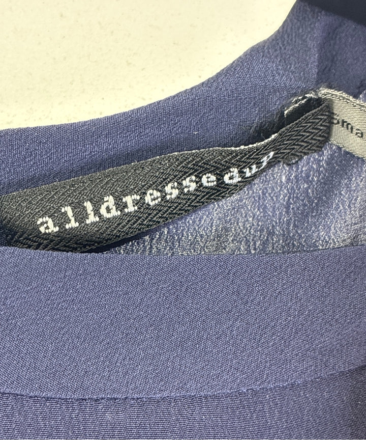 alldressedup ชุดเดรส