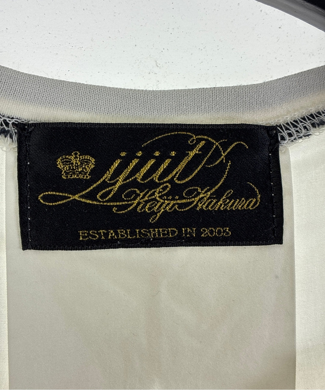 ijiit เสื้อยืด/เสื้อท็อปส์