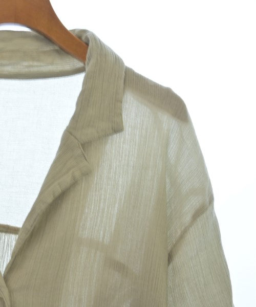 Sea Room Lynn เสื้อลำลอง