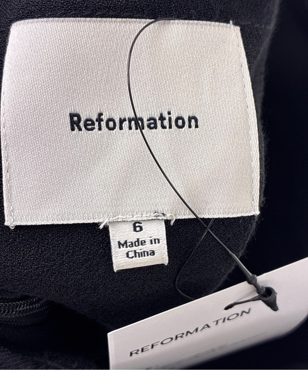 REFORMATION เสื้อสายเดี่ยว