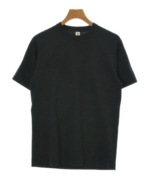LE เสื้อยืด/เสื้อท็อปส์