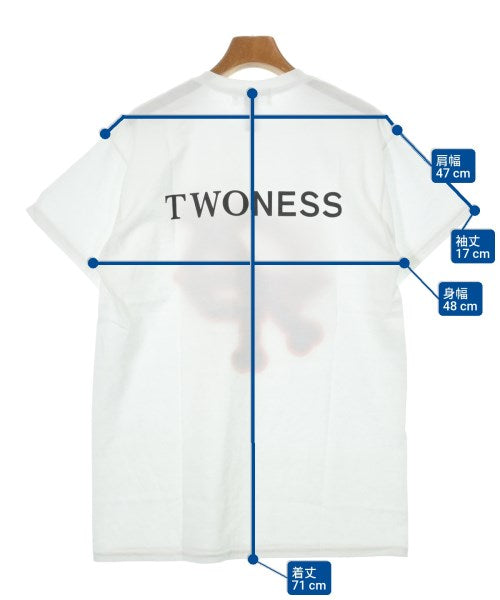 TWONESS เสื้อยืด/เสื้อท็อปส์