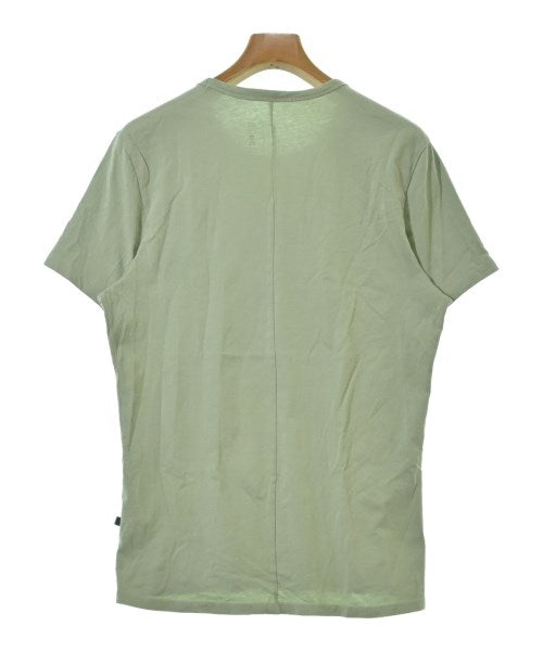 On เสื้อยืด/เสื้อท็อปส์