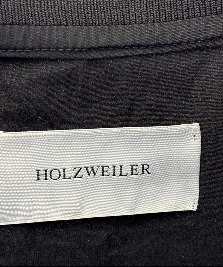 HOLZWEILER เสื้อสตรี