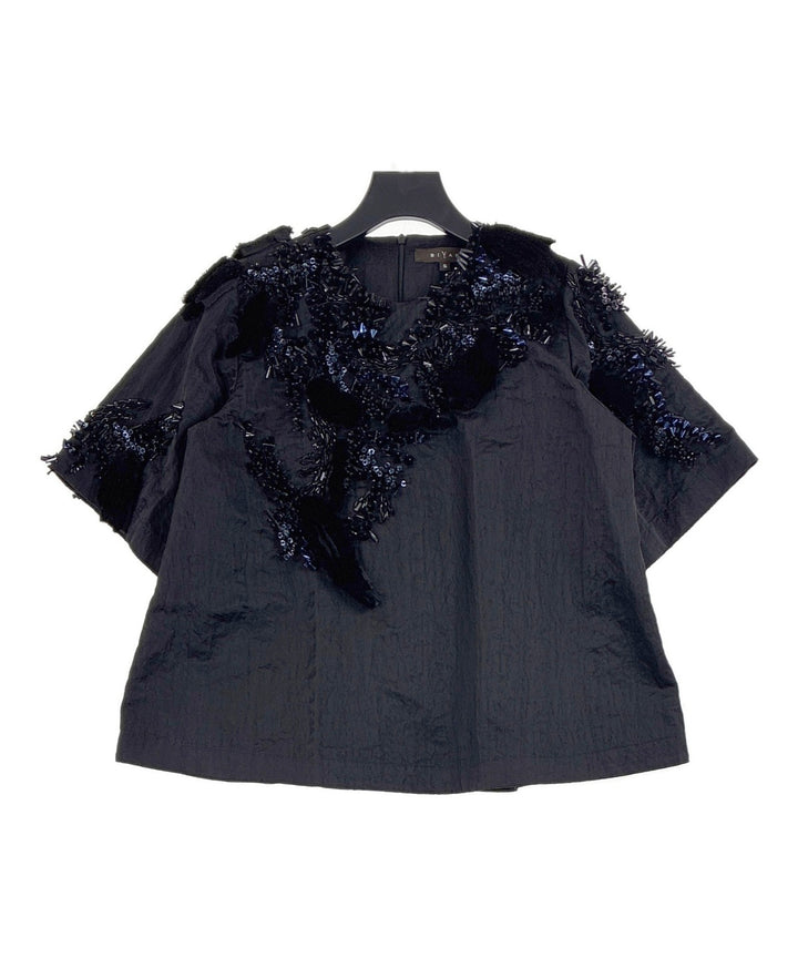 BIYAN เสื้อสตรี