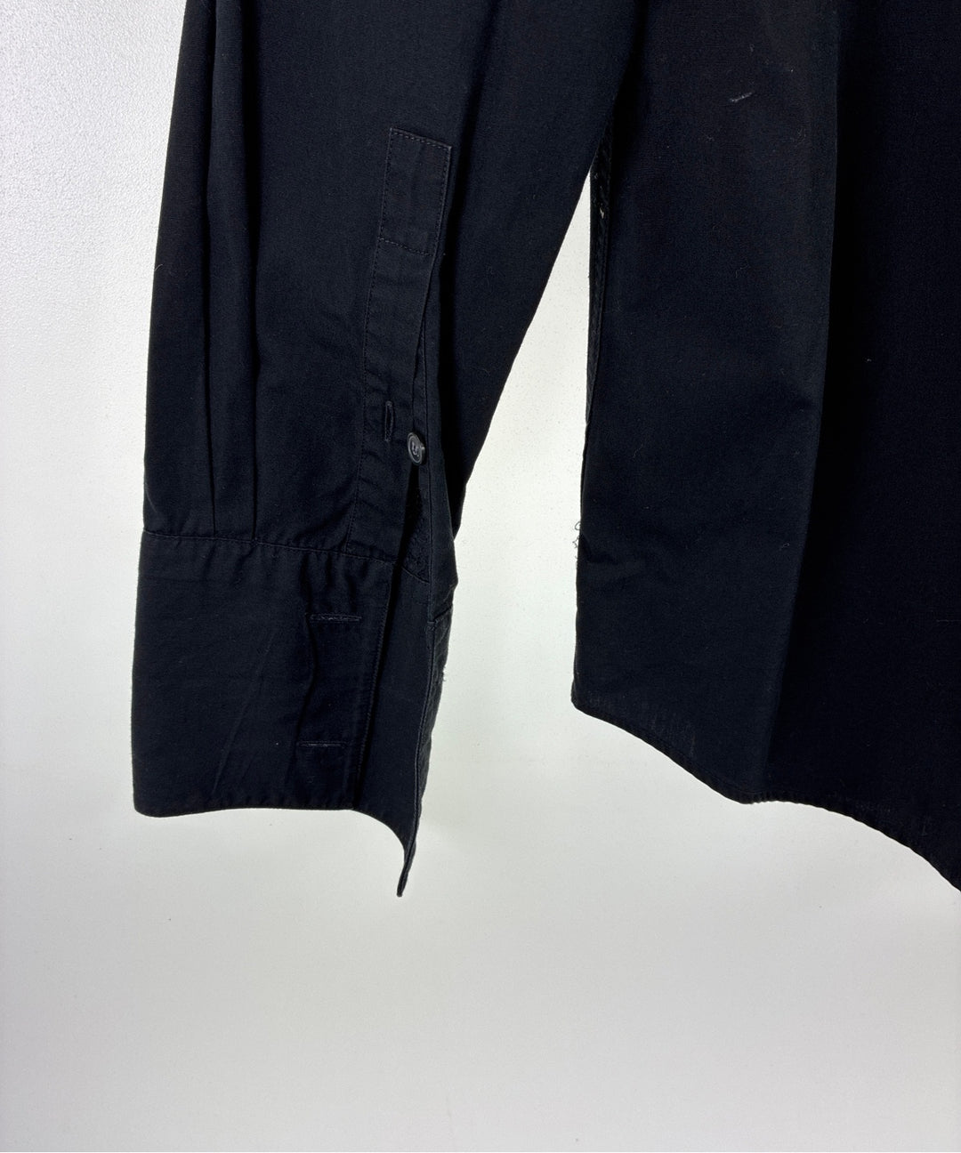 GREYHOUND ORIGINAL เสื้อเชิ้ต