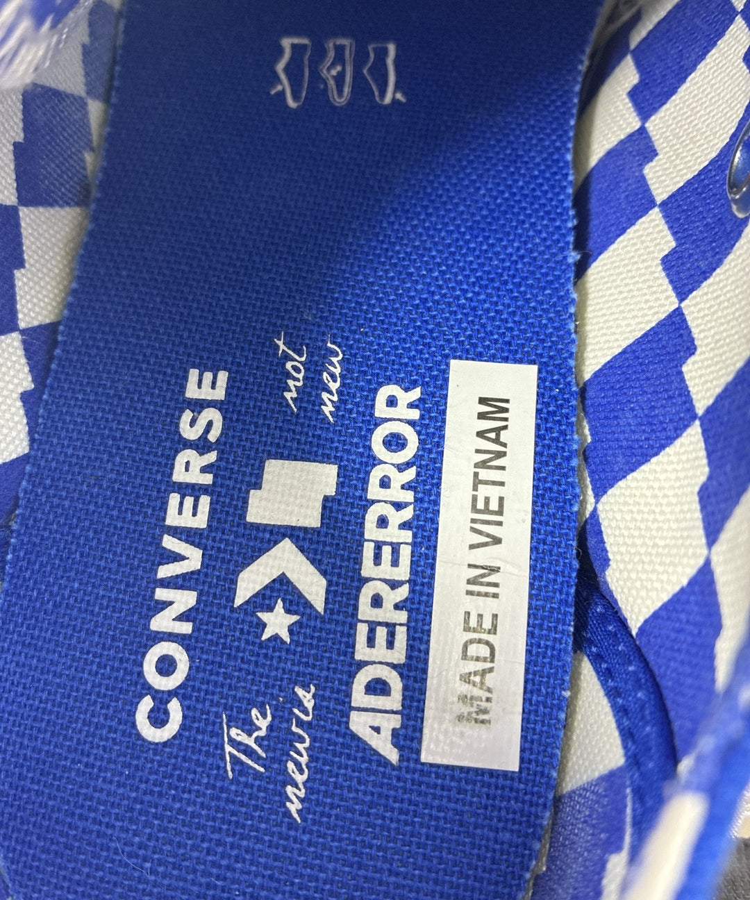 ADER error รองเท้าผ้าใบ