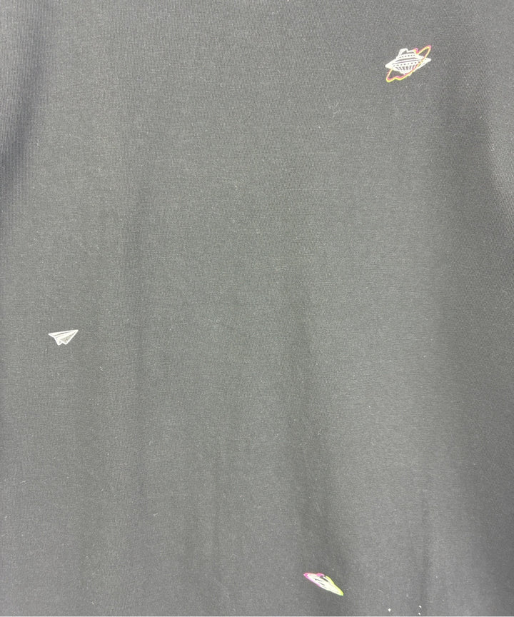 ADER error เสื้อยืด/เสื้อท็อปส์