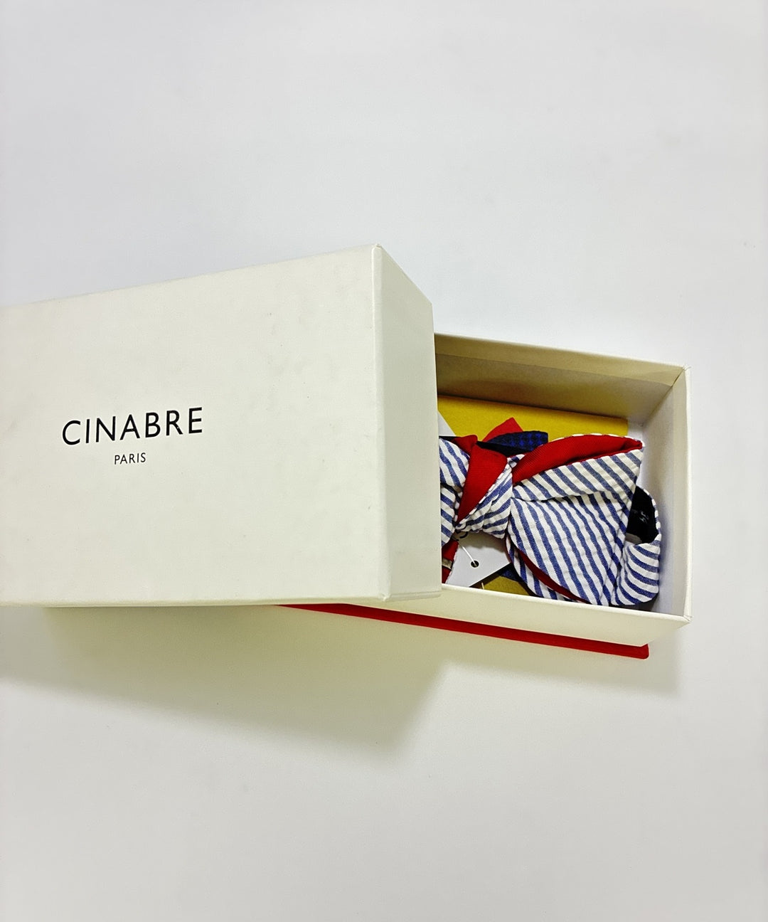 CINABRE เนคไท