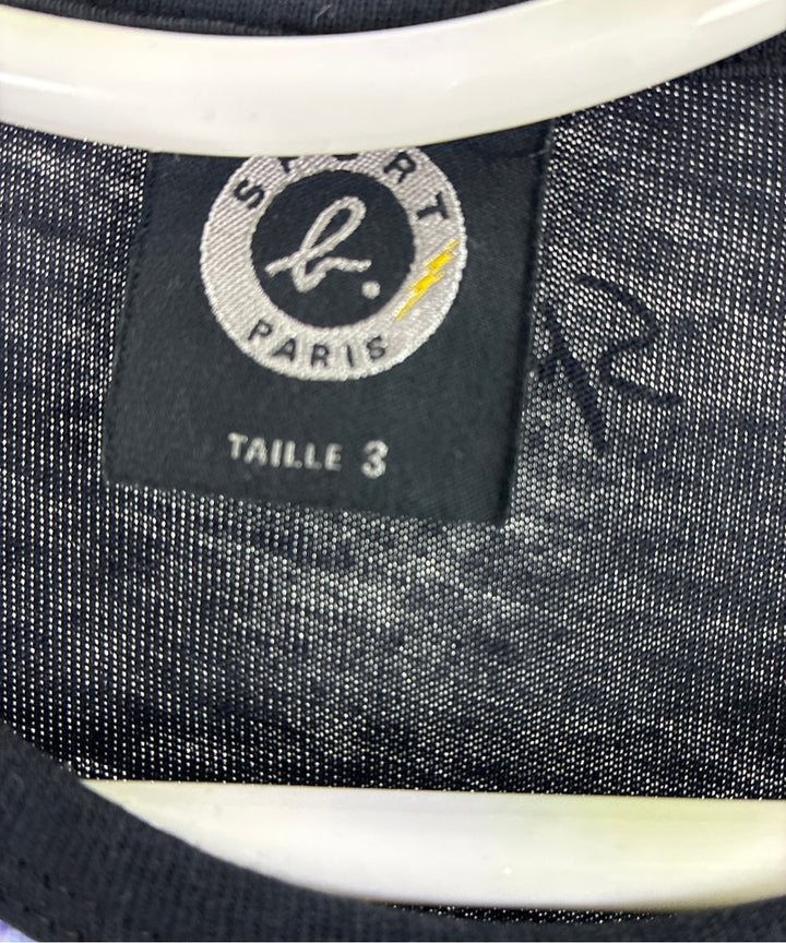 Sport b. เสื้อยืด/เสื้อท็อปส์