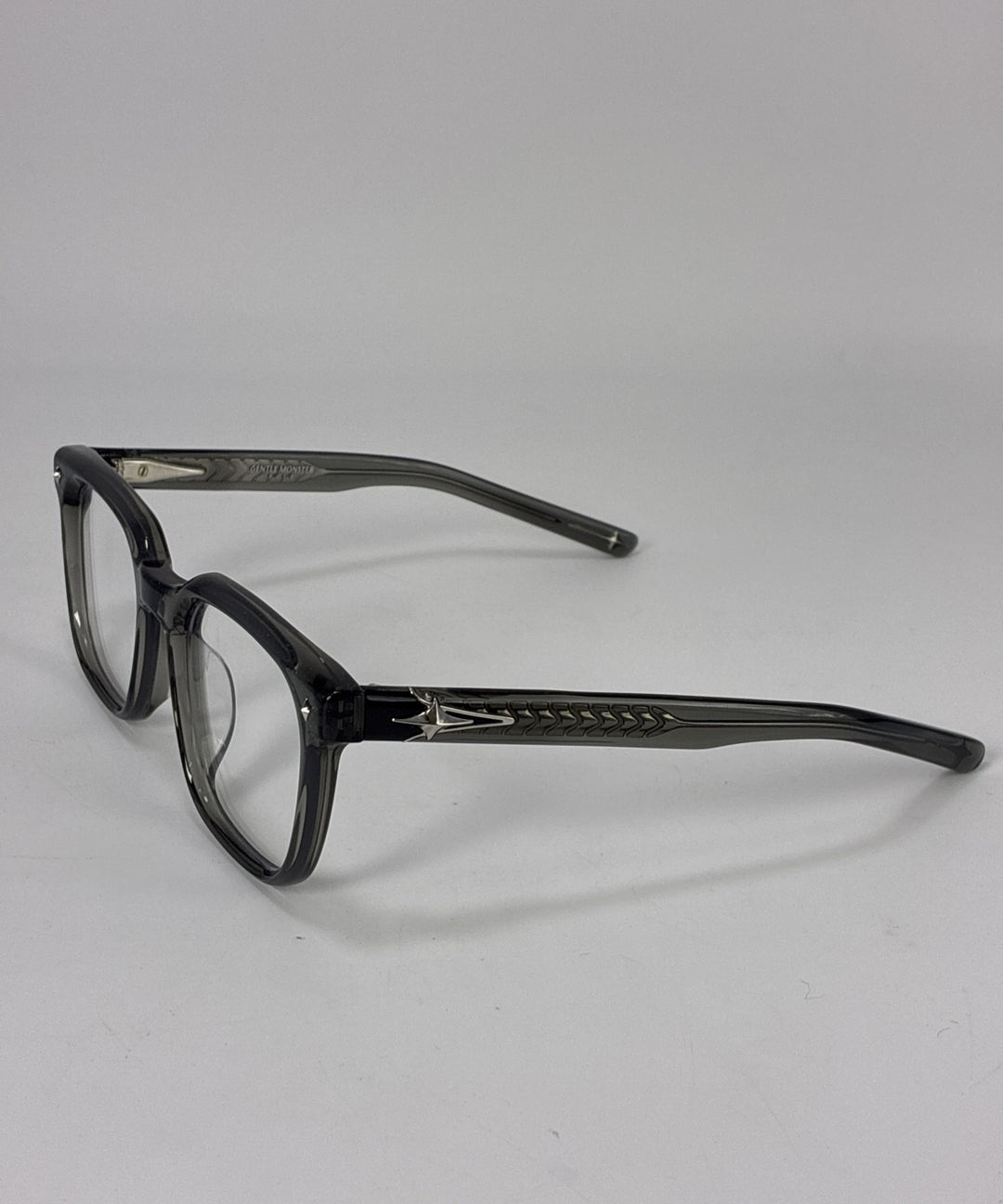 Gentle Monster แว่นกันแดด