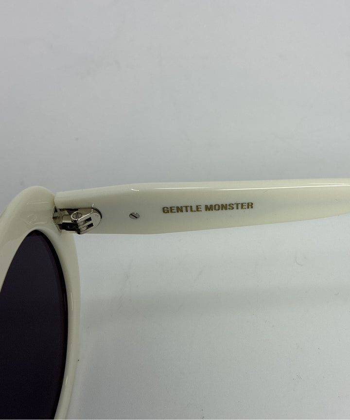 Gentle Monster แว่นกันแดด