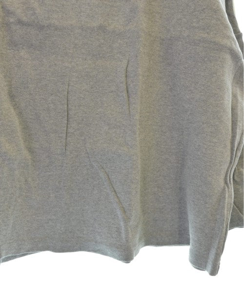 NOISE MAKER เสื้อยืด/เสื้อท็อปส์