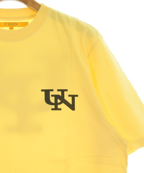 union เสื้อยืด/เสื้อท็อปส์