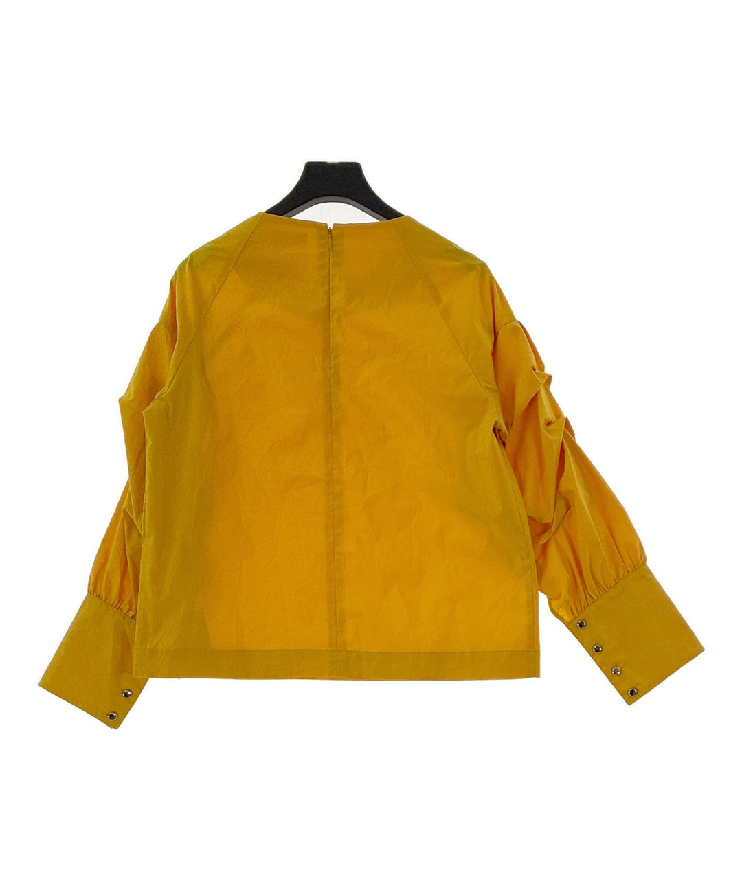 QTUME เสื้อสตรี