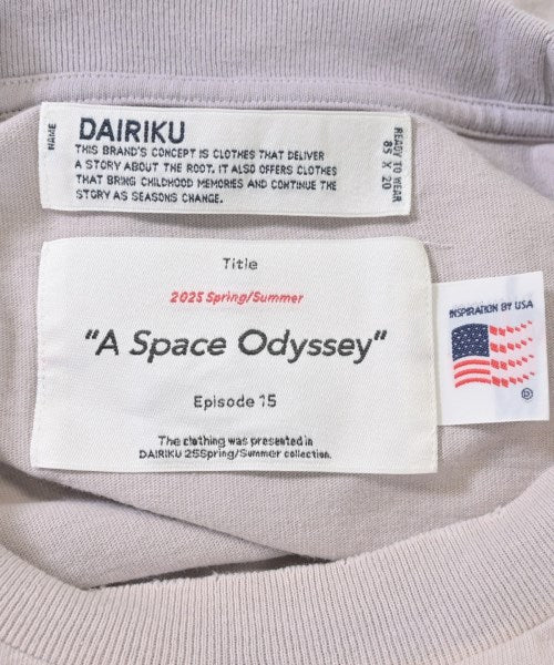 DAIRIKU เสื้อยืด/เสื้อท็อปส์