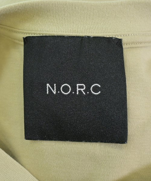N.O.R.C เสื้อยืด/เสื้อท็อปส์