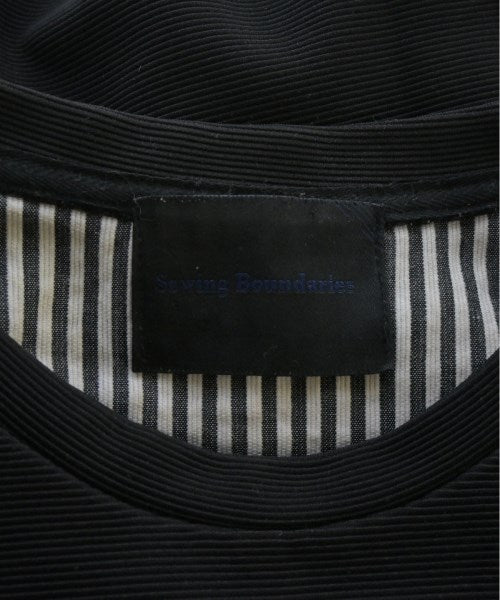 SEWING BOUNDARIES เสื้อยืด/เสื้อท็อปส์