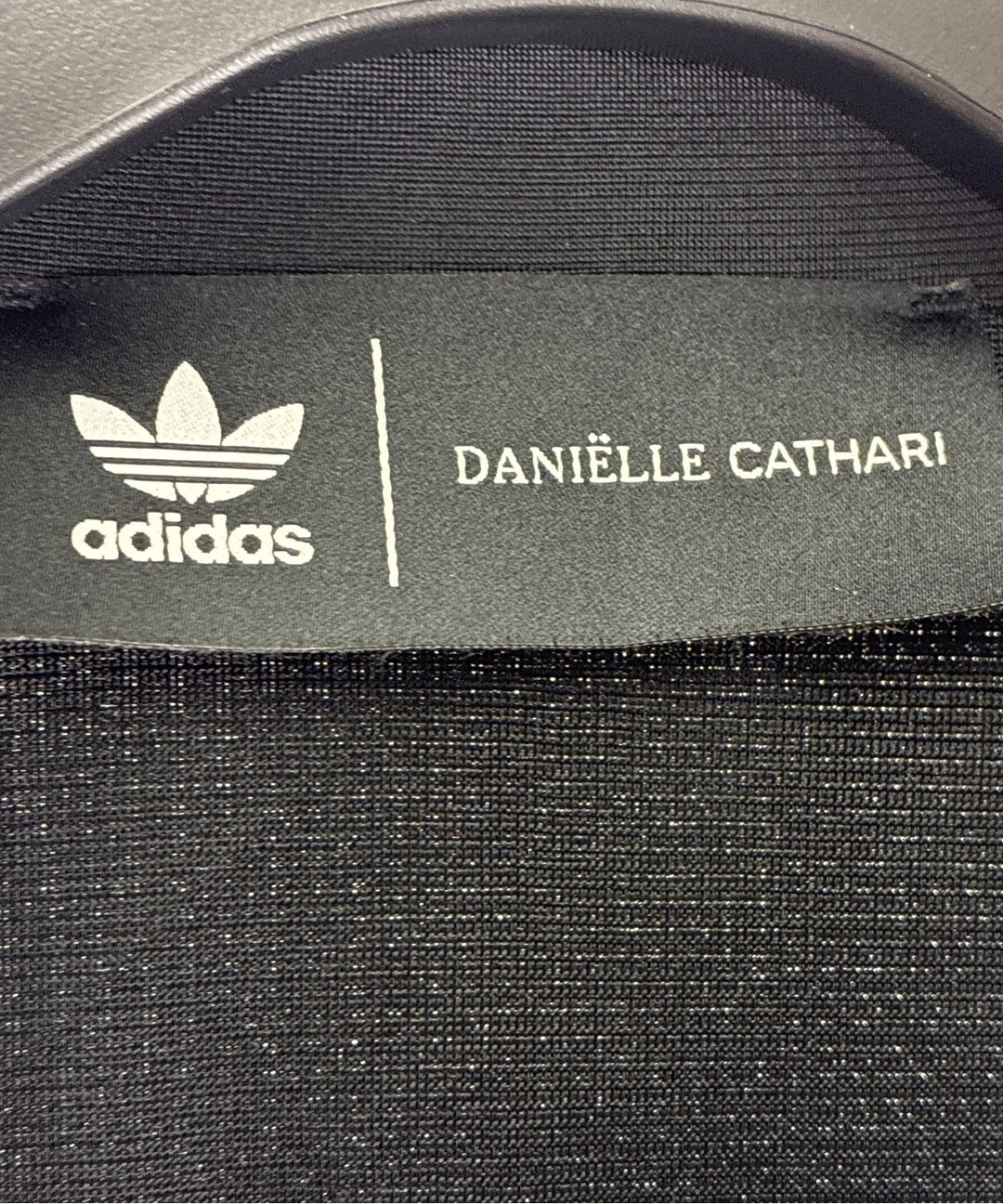 Danielle Cathari แจ็คเก็ตเบลาส์