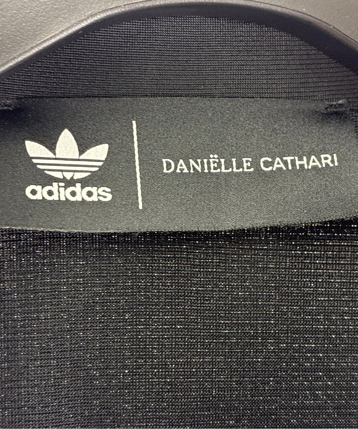 Danielle Cathari แจ็คเก็ตเบลาส์