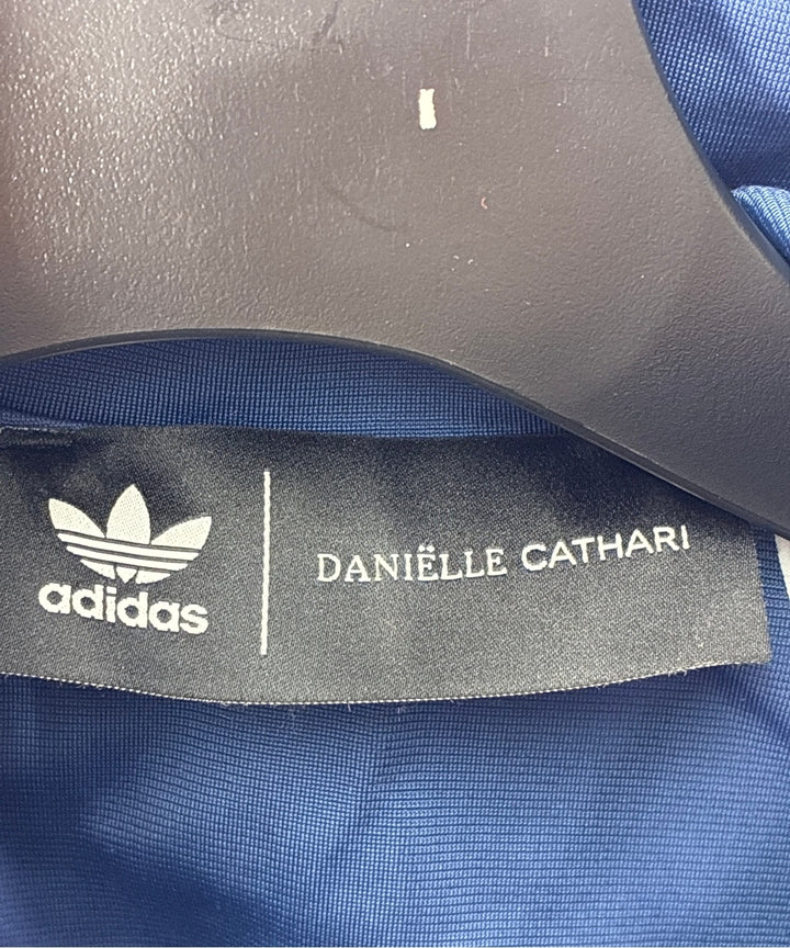 Danielle Cathari แจ็คเก็ตเบลาส์