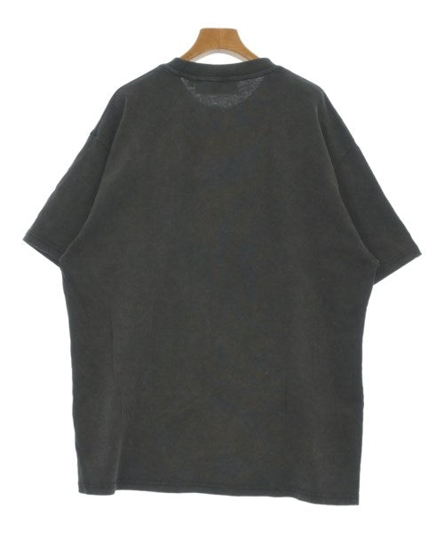 SALUTE เสื้อยืด/เสื้อท็อปส์