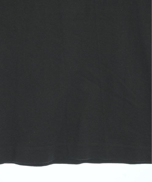 NEPLA. เสื้อยืด/เสื้อท็อปส์