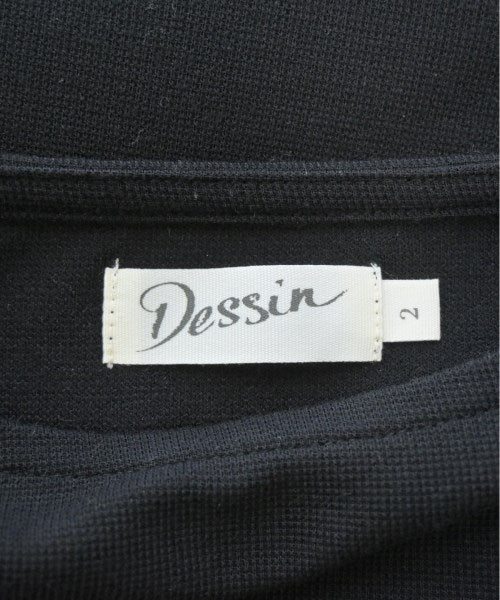Dessin UNTITLED เสื้อยืด/เสื้อท็อปส์