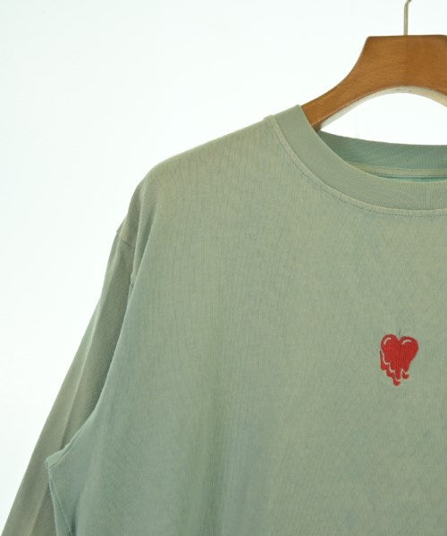 EMOTIONALLY UNAVAILABLE เสื้อยืด/เสื้อท็อปส์
