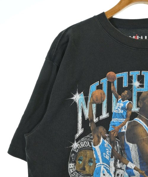 JORDAN BRAND เสื้อยืด/เสื้อท็อปส์