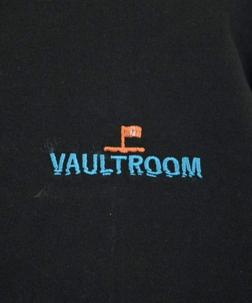 Vaultroom เสื้อยืด/เสื้อท็อปส์