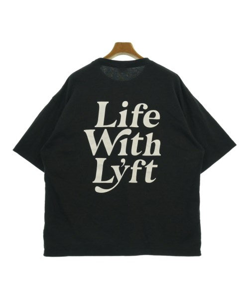 LYFT เสื้อยืด/เสื้อท็อปส์