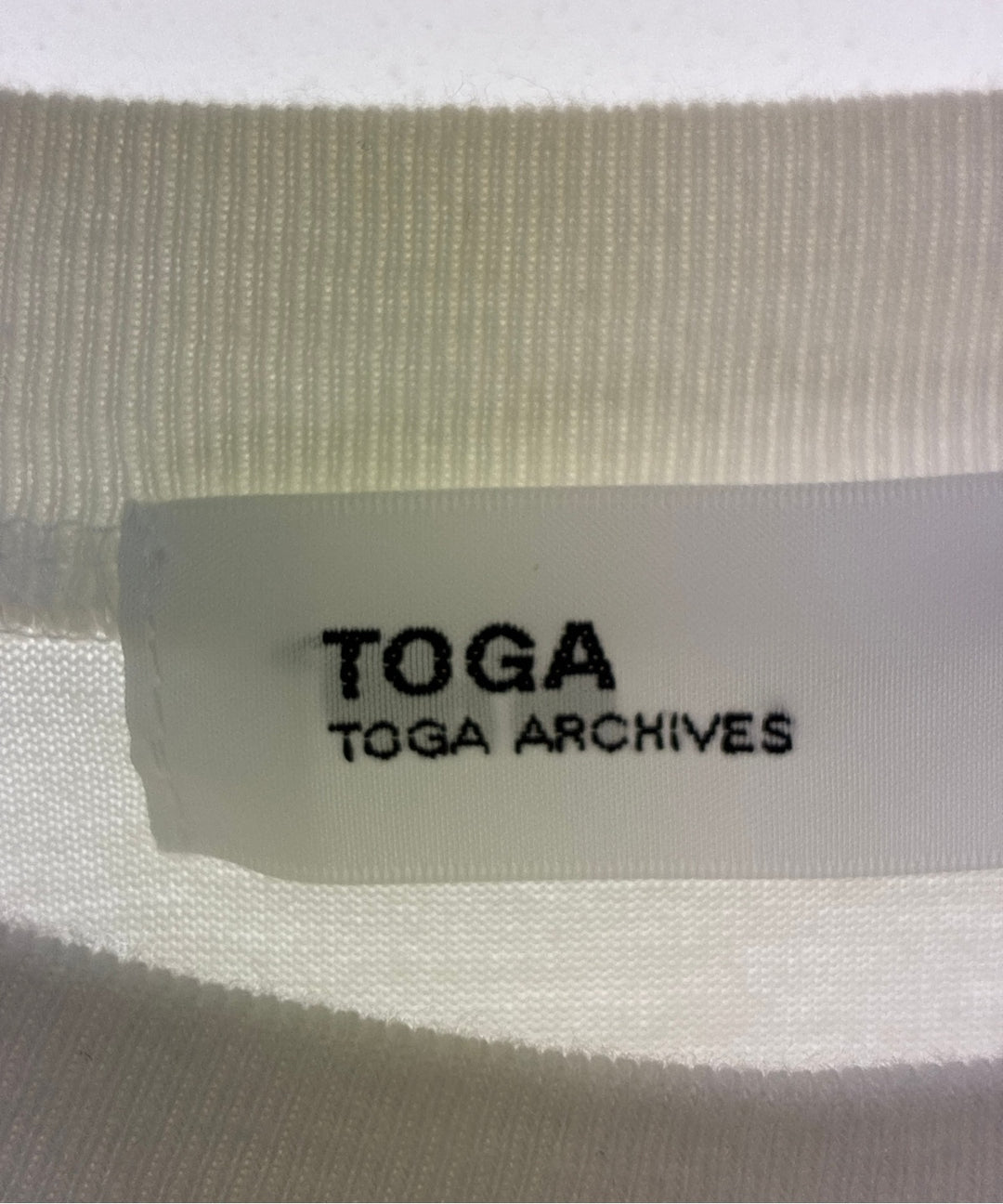 TOGA ARCHIVES เสื้อยืด/เสื้อท็อปส์