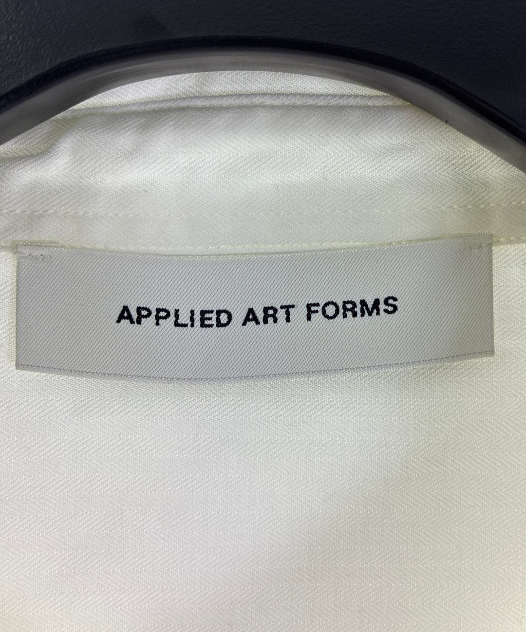 APPLIED ART FORMS เสื้อลำลอง