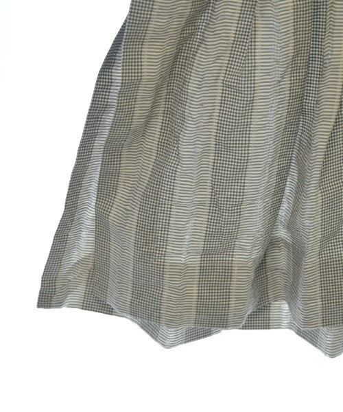 LARA KRUDE เสื้อลำลอง