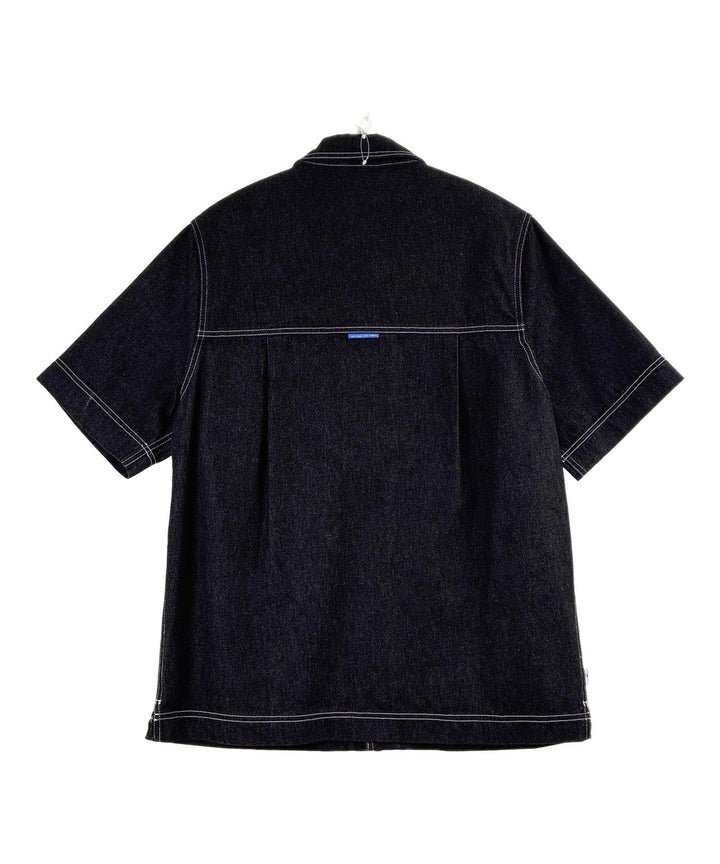 Beyond The Vines เสื้อเชิ้ต