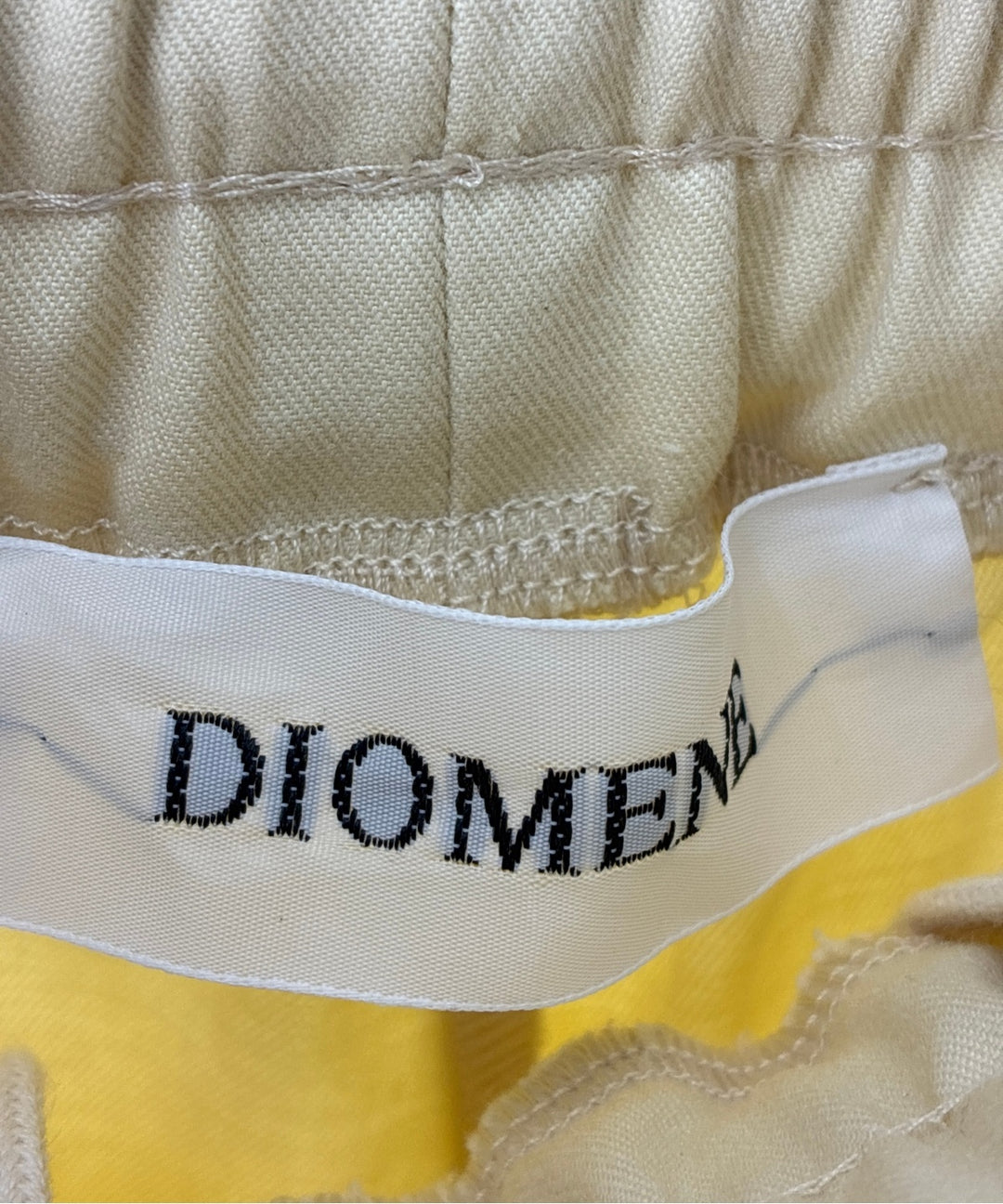 DIOMENE กางเกงขาสั้น