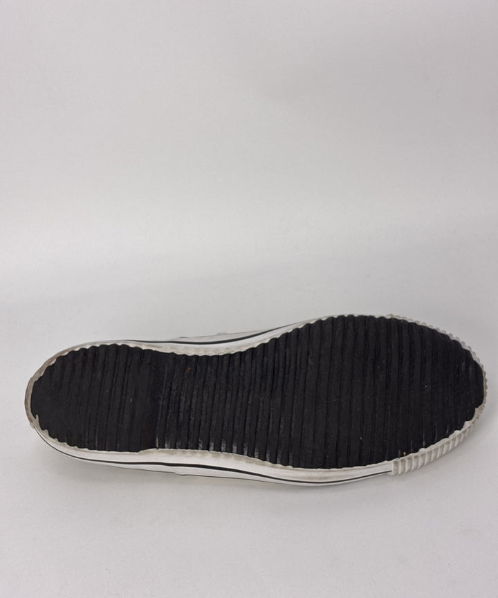 COMME des GARCONS รองเท้าผ้าใบ