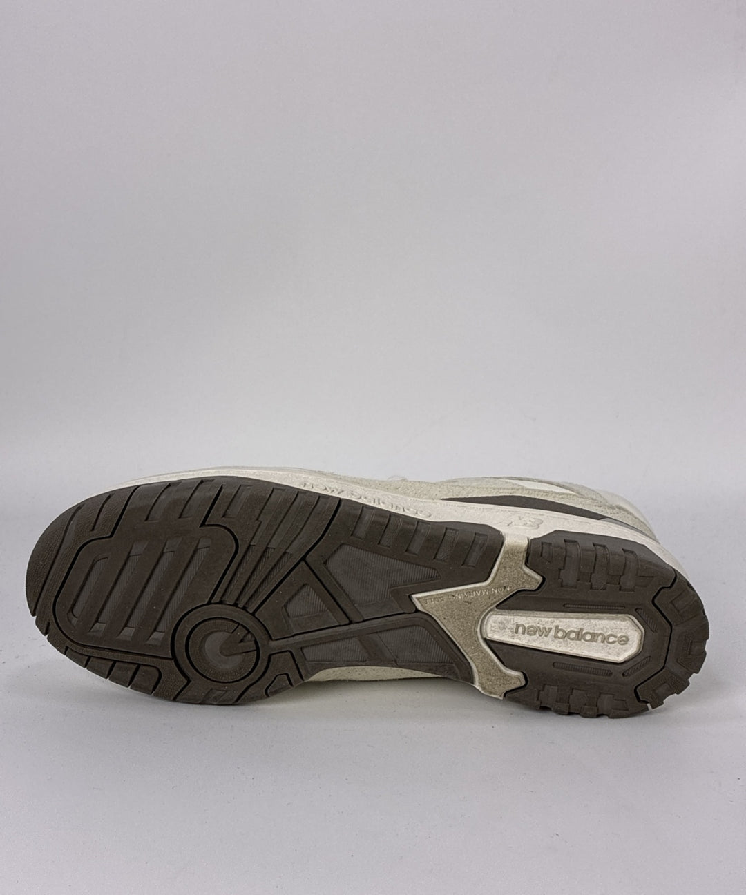 New Balance รองเท้าผ้าใบ