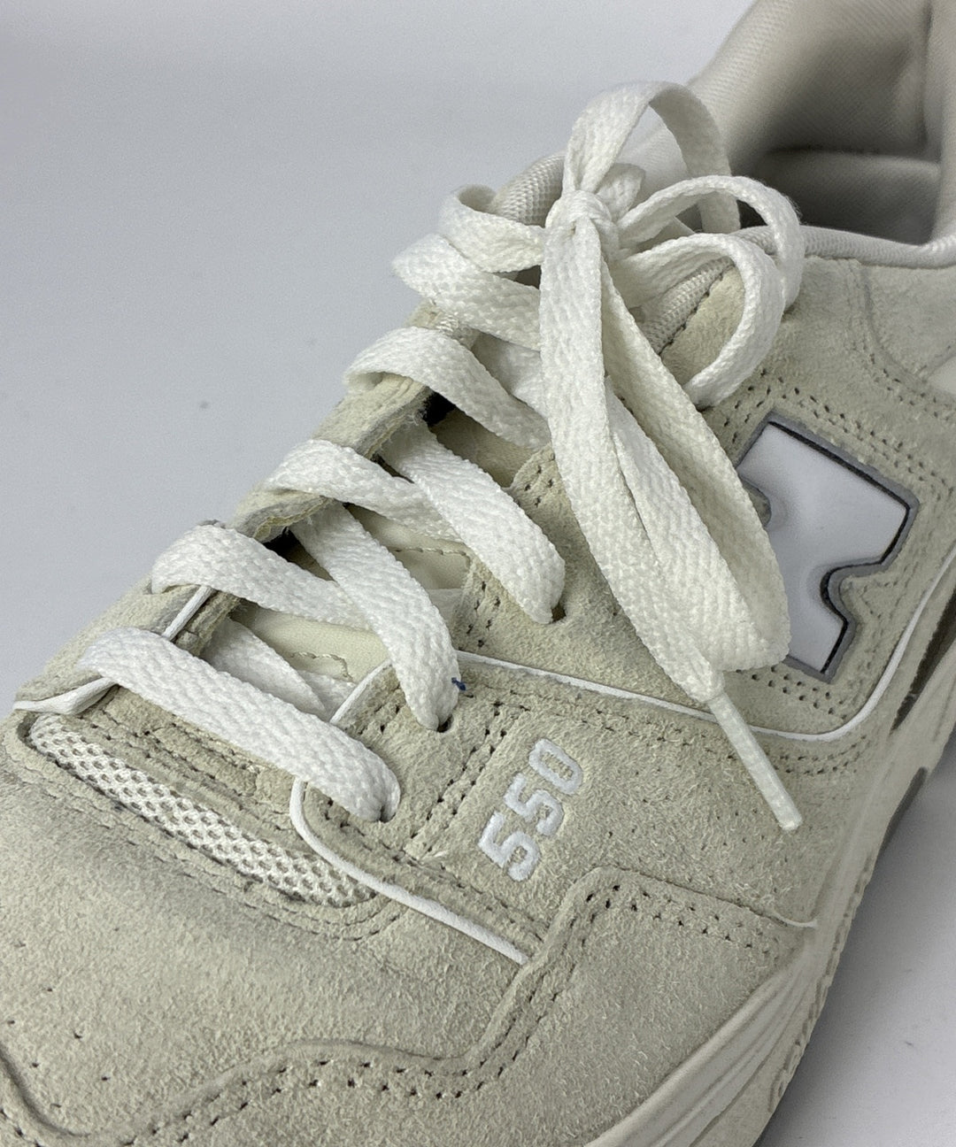 New Balance รองเท้าผ้าใบ