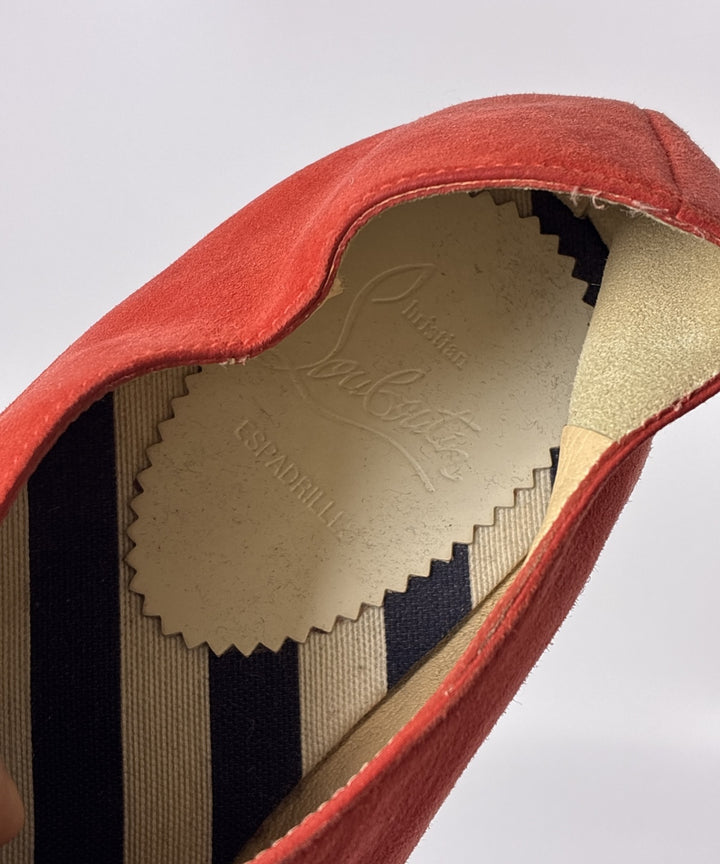 Christian Louboutin รองเท้าสวมทางการ