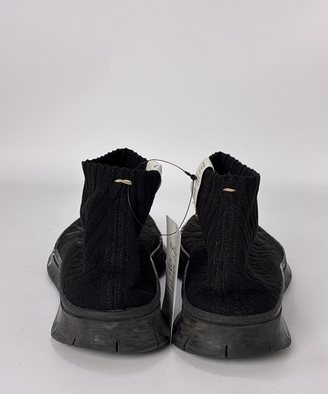 Maison Margiela รองเท้าผ้าใบ