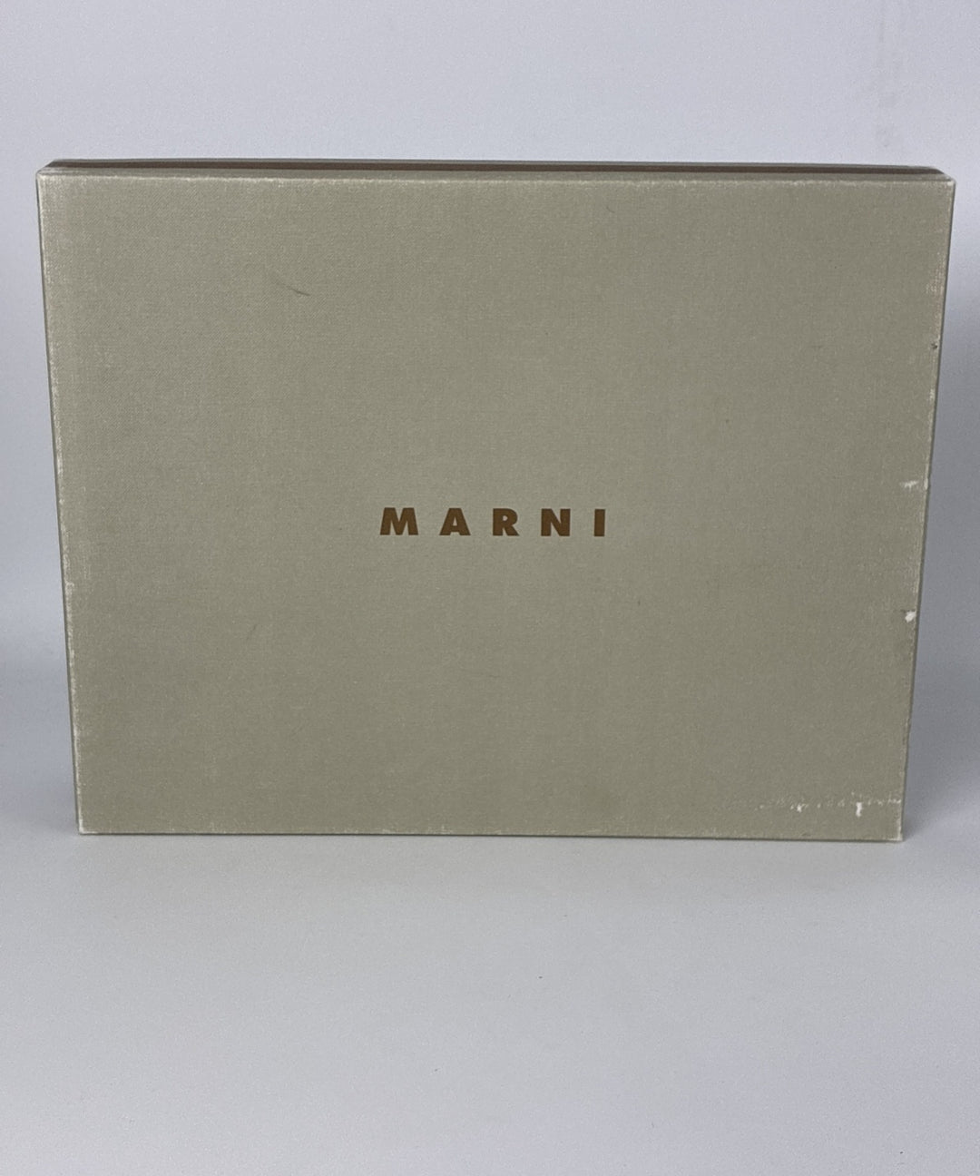 MARNI รองเท้าผ้าใบ