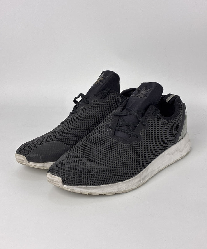 adidas รองเท้าผ้าใบ
