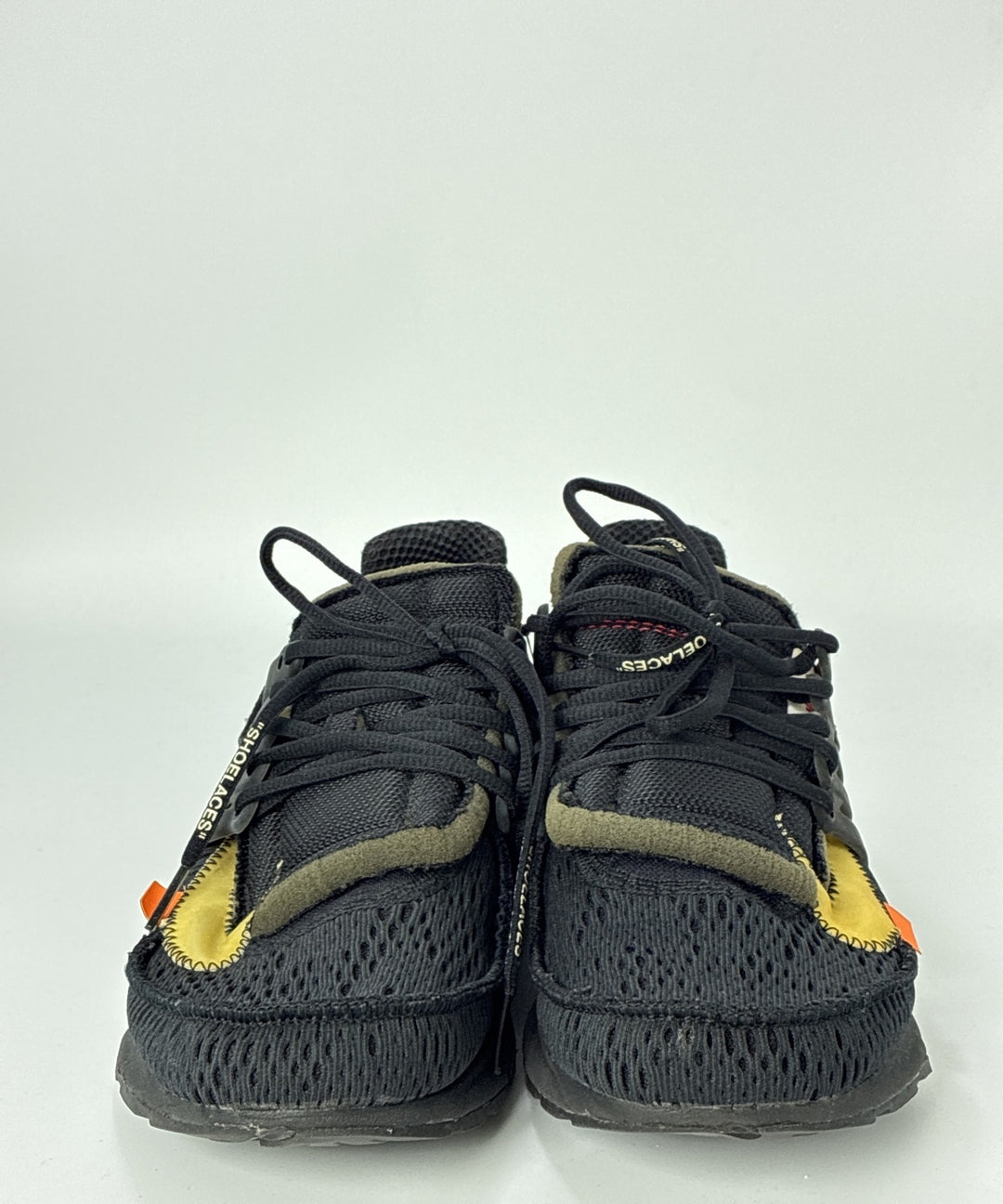 OFF-WHITE รองเท้าผ้าใบ